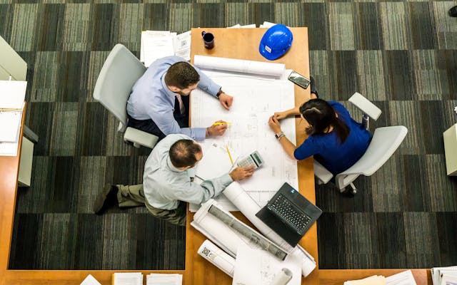 The Asynchronous Advantage: 7 Workflow Management Hacks for Remote Teams